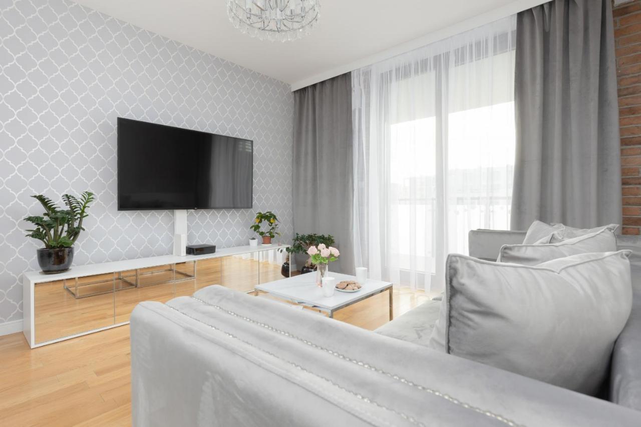 Warsaw Silver Residence By Renters Prestige Екстер'єр фото