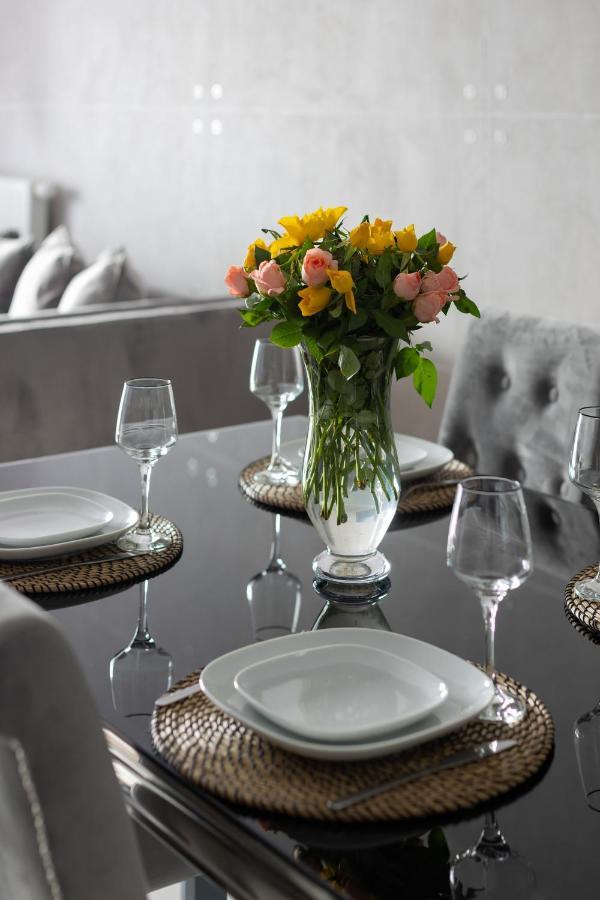 Warsaw Silver Residence By Renters Prestige Екстер'єр фото
