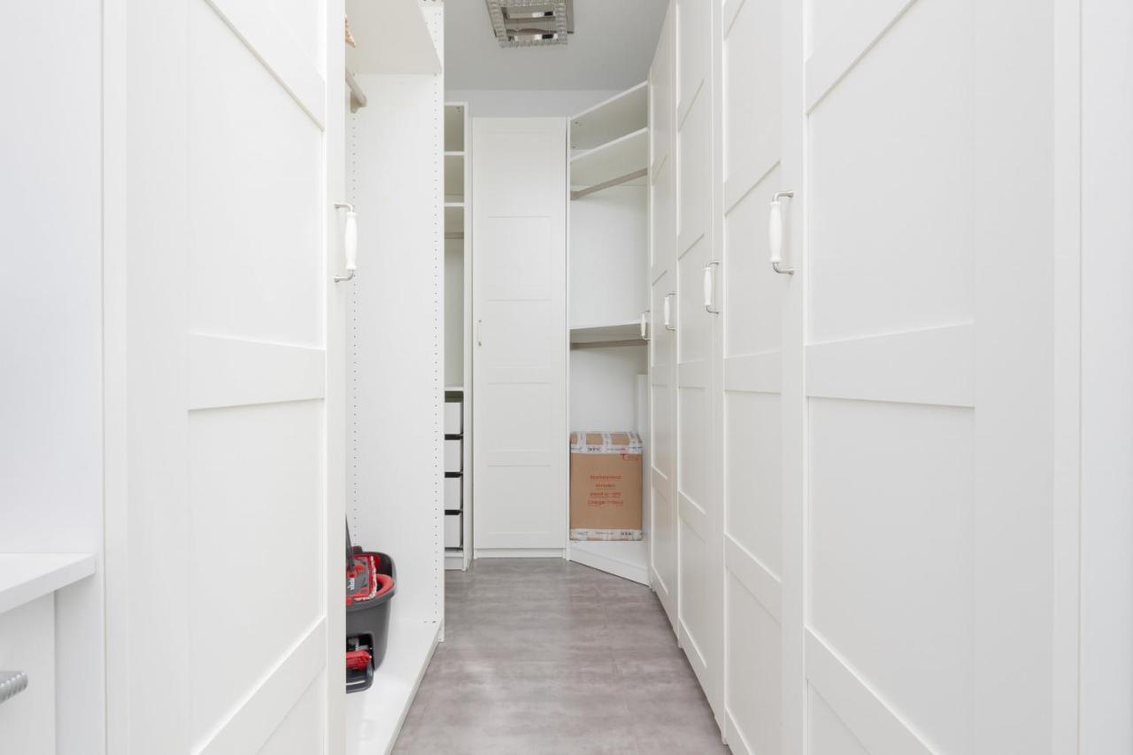 Warsaw Silver Residence By Renters Prestige Екстер'єр фото